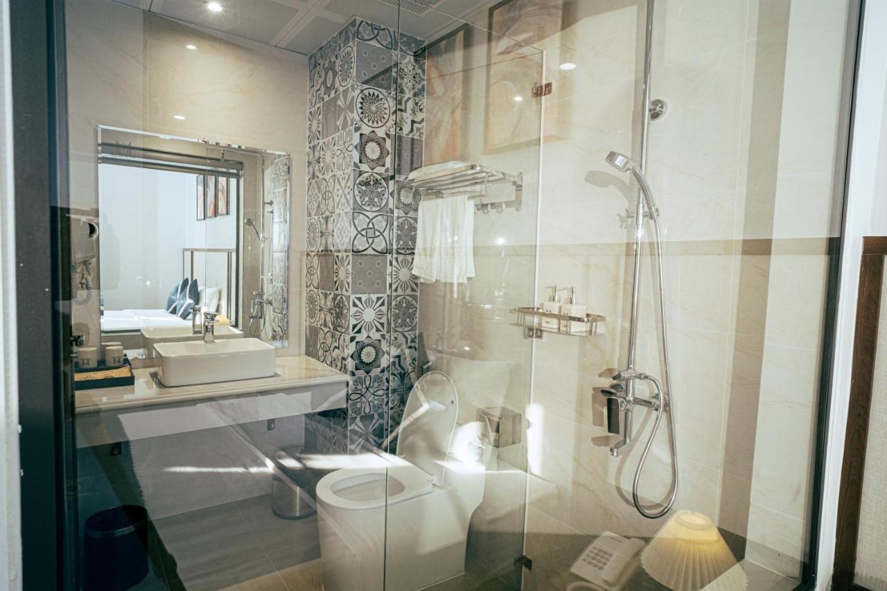 Milan Hotel Ninh Binh Buitenkant foto